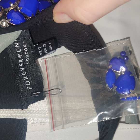 Top - Picture 8 of 8